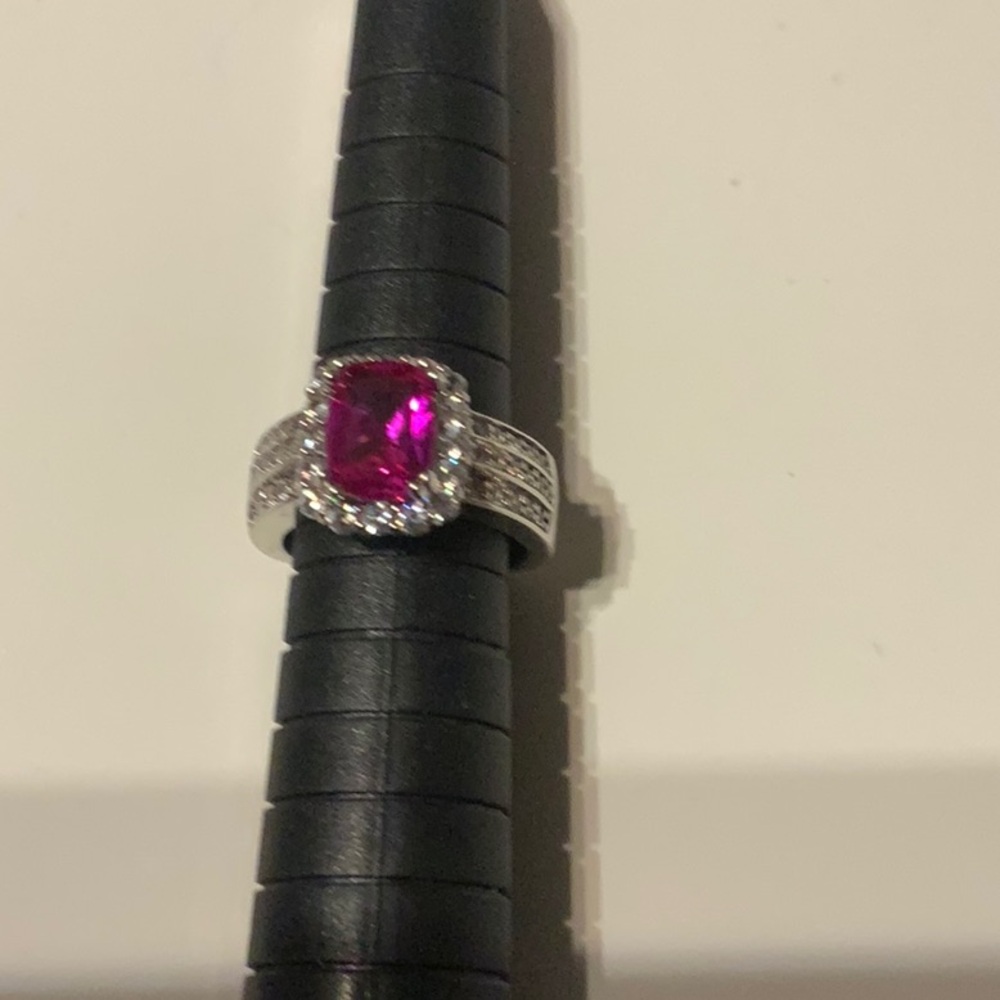 Pink stone in Sterling silver Ring - Picture 3 of 3